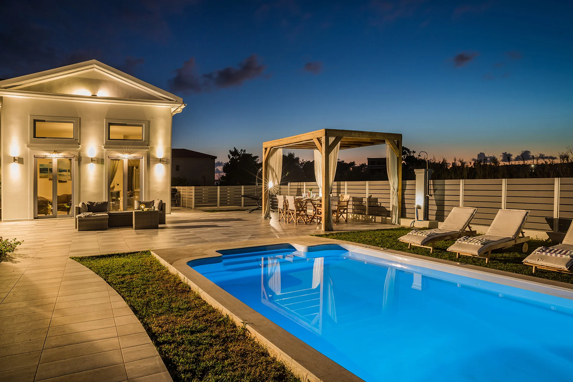 Holiday villa with outdoor lounge and dining area in Kefalonia